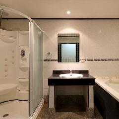 Отель Angus O'Tool's Irish Pub Guesthouse ванная