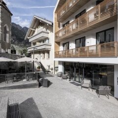 Отель Alpin & Stylehotel Die Sonne Италия, Парчинес - отзывы, цены и фото номеров - забронировать отель Alpin & Stylehotel Die Sonne онлайн парковка