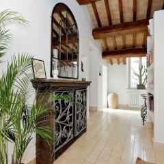Отель Pantheon Luxury Terrace Attic интерьер отеля