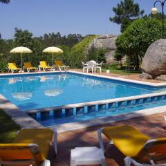 Hotel & Apartamentos Cons da Garda бассейн