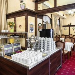 Отель Interhotel Central питание