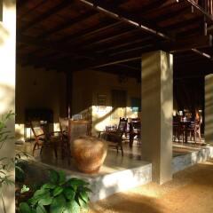 Dunes Unawatuna Hotel