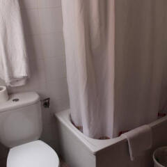 Отель Hostal Casanova ванная