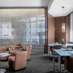 AC Hotel Carlton Madrid by Marriott гостиничный бар