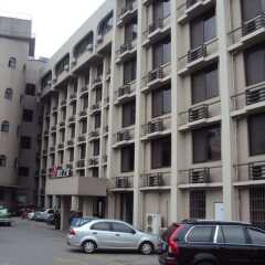 Отель Jinjiang Inn Chendu Sport University парковка