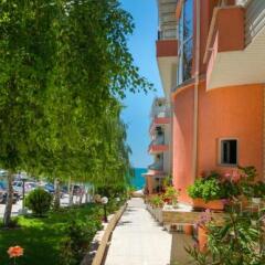 Отель Iris Beach Hotel - Half Board Болгария, Свети Влас - отзывы, цены и фото номеров - забронировать отель Iris Beach Hotel - Half Board онлайн фото 5