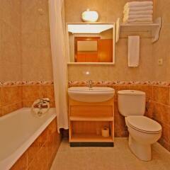 Отель Apartaments Costa d'Or Испания, Калафель - отзывы, цены и фото номеров - забронировать отель Apartaments Costa d'Or онлайн ванная