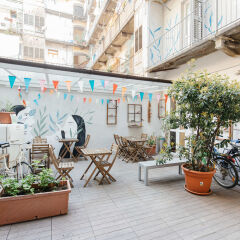Отель Tomato Backpackers Hotel Италия, Турин - отзывы, цены и фото номеров - забронировать отель Tomato Backpackers Hotel онлайн спортивное сооружение