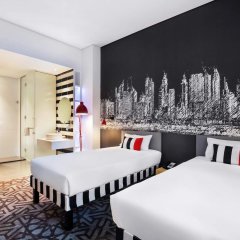Отель ibis Styles Dubai Airport Hotel ОАЭ, Дубай - отзывы, цены и фото номеров - забронировать отель ibis Styles Dubai Airport Hotel онлайн комната для гостей фото 5
