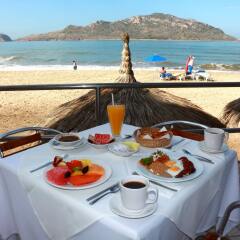 Отель Las Flores Beach Resort балкон
