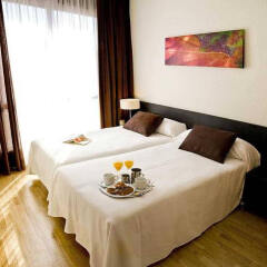 Отель Compostela Suites в номере фото 2