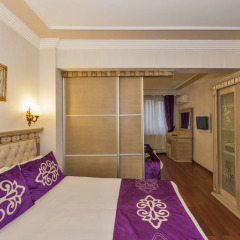 Istanbul Holiday Hotel Стандартный семейный номер с двуспальной кроватью фото 10