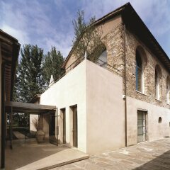 Отель Riva Lofts Florence Флоренция вид на фасад