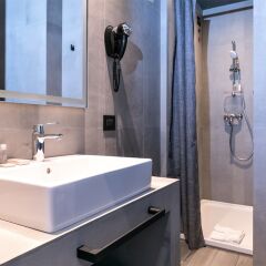 J24 Hotel Milano ванная