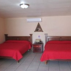 Hotel Jardin Del Centro Креэль комната для гостей фото 4
