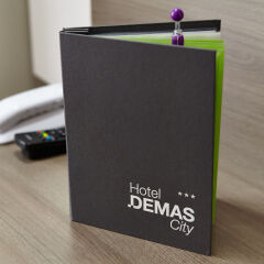 Hotel Demas City удобства в номере фото 2