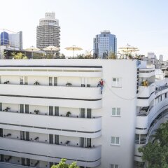 Center Chic Hotel - an Atlas Boutique Hotel Израиль, Тель-Авив - отзывы, цены и фото номеров - забронировать отель Center Chic Hotel - an Atlas Boutique Hotel онлайн балкон