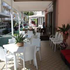 Hotel Mora питание