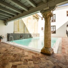 Las Casas De La Juderia Hotel бассейн