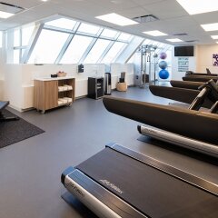 Отель Delta Hotels by Marriott Calgary South Канада, Калгари - отзывы, цены и фото номеров - забронировать отель Delta Hotels by Marriott Calgary South онлайн фитнесс-зал фото 4
