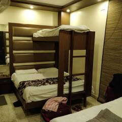 Hotel The Spot фитнесс-зал