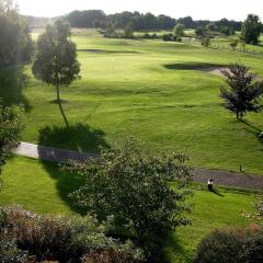 Отель Golf Resort Semlin am See спортивное сооружение