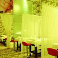 Отель Hai Ba Trung Hotel and Spa Вьетнам, Буонматхуот - отзывы, цены и фото номеров - забронировать отель Hai Ba Trung Hotel and Spa онлайн питание фото 2