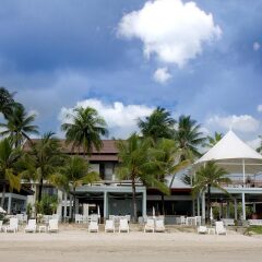 Отель APSARA Beachfront Resort and Villa пляж фото 2