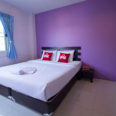 Отель ZEN Rooms Mahachai Khao San Бангкок комната для гостей