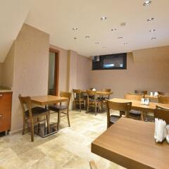 Blueway Hotel City гостиничный бар