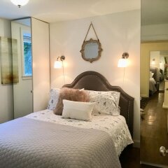 Отель Sophia Suite Канада, Ванкувер - отзывы, цены и фото номеров - забронировать отель Sophia Suite онлайн комната для гостей фото 3