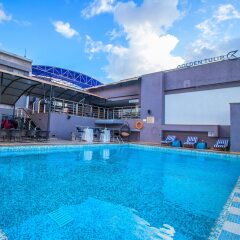 Отель Golden Tulip Westlands Nairobi Кения, Найроби - отзывы, цены и фото номеров - забронировать отель Golden Tulip Westlands Nairobi онлайн бассейн