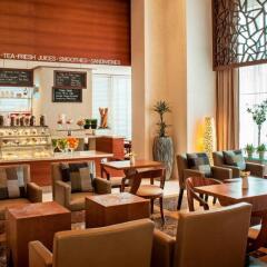 Отель Four Points By Sheraton Sheikh Zayed Road ОАЭ, Дубай - 1 отзыв об отеле, цены и фото номеров - забронировать отель Four Points By Sheraton Sheikh Zayed Road онлайн питание фото 2