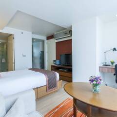 Отель Oakwood Residence Sukhumvit 24, Bangkok комната для гостей