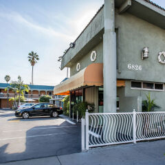 Отель Rodeway Inn Hollywood США, Лос-Анджелес - 1 отзыв об отеле, цены и фото номеров - забронировать отель Rodeway Inn Hollywood онлайн