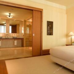 Отель Residences at Park Hyatt Германия, Гамбург - отзывы, цены и фото номеров - забронировать отель Residences at Park Hyatt онлайн ванная фото 2