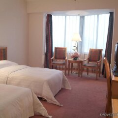 Rosedale Hotel & Suites Guangzhou Гуанчжоу комната для гостей фото 5