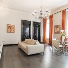 Отель Milan Royal Suites Magenta & Luxury Apartments Италия, Милан - отзывы, цены и фото номеров - забронировать отель Milan Royal Suites Magenta & Luxury Apartments онлайн комната для гостей фото 5