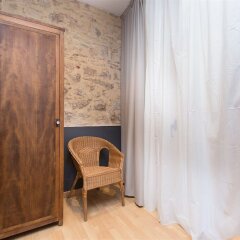 Апартаменты Apartments in Barcelona Tiradors Барселона сейф в номере