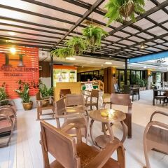 Отель Nida Rooms Classic Srinakarin 40 гостиничный бар
