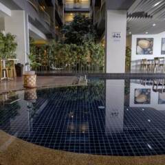 Brighton Hotel & Residence Бангкок бассейн