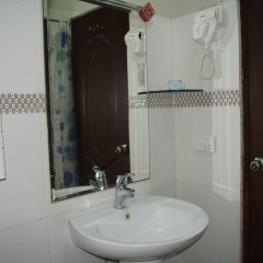 Hotel LaFlora in Multan, Pakistan from 53$, photos, reviews - zenhotels.com bathroom
