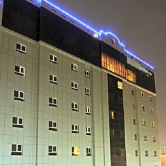 Corp Executive Hotel Doha Suites сейф в номере