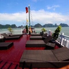 Отель Phoenix Luxury Cruise