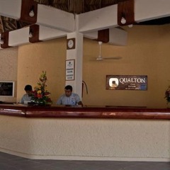 Отель Qualton Club Ixtapa - All Inclusive гостиничный бар