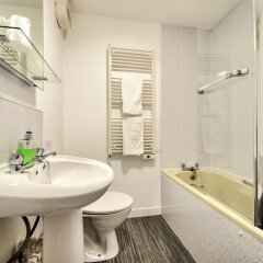 Отель Charming Grassmarket Apartment with Castle View Великобритания, Эдинбург - отзывы, цены и фото номеров - забронировать отель Charming Grassmarket Apartment with Castle View онлайн фото 3