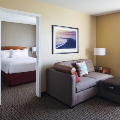 Отель TownePlace Suites Milpitas Silicon Valley комната для гостей фото 3
