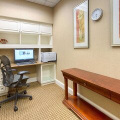Отель Hilton Garden Inn Meridian сейф в номере