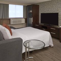Отель Fairfield by Marriott Montreal Downtown Канада, Монреаль - отзывы, цены и фото номеров - забронировать отель Fairfield by Marriott Montreal Downtown онлайн с домашними животными