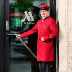 Warsaw Marriott Hotel городской автобус